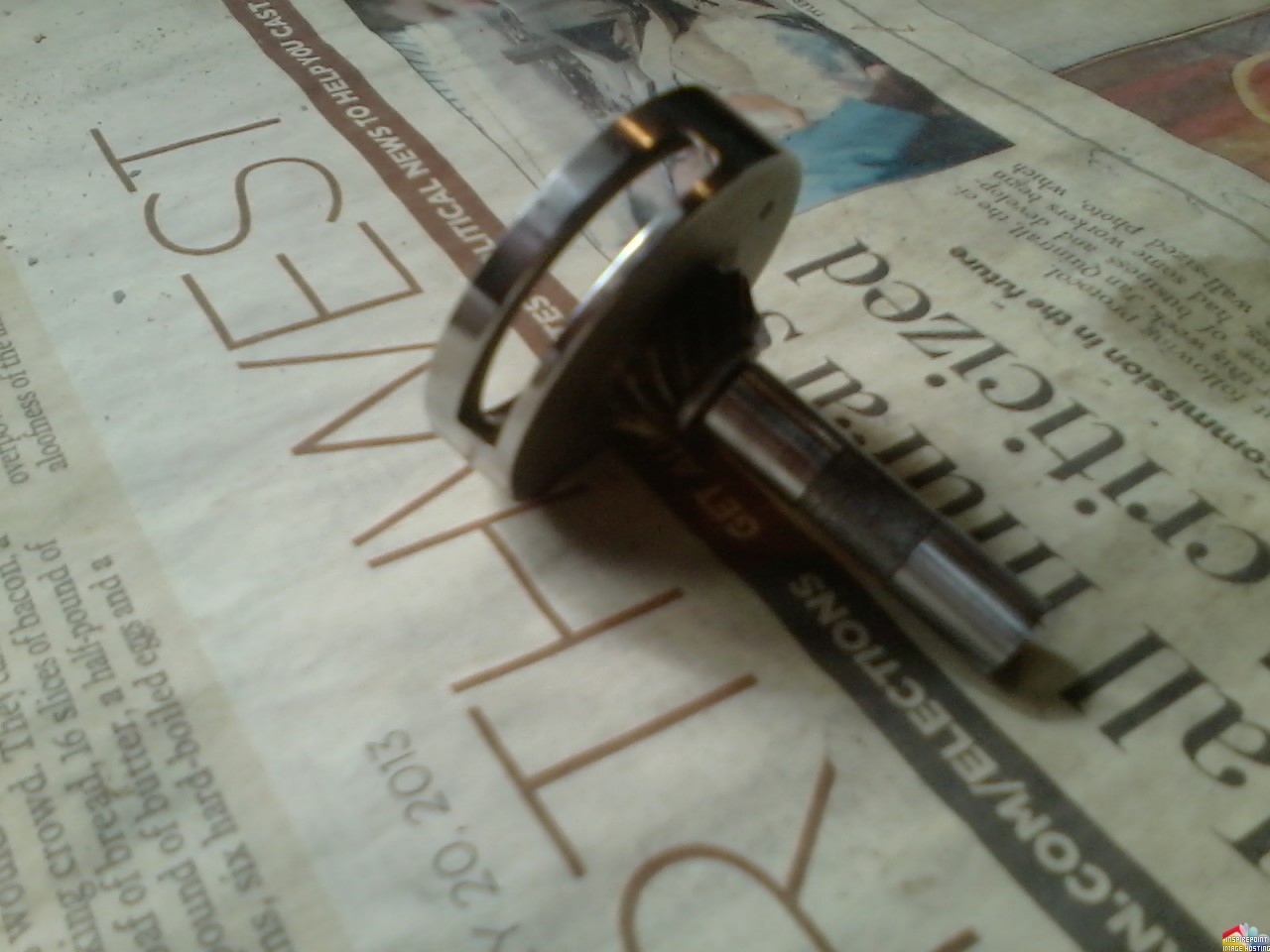 Image for Does any one know where to find a MW Model J sewing machine bobbin case?