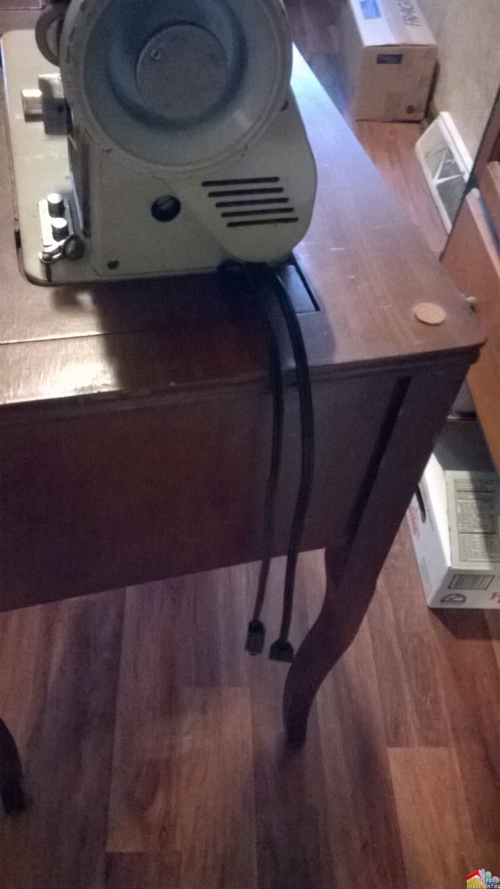 Image for I need help finding out the manufacturer of my grandmothers sewing machine. 